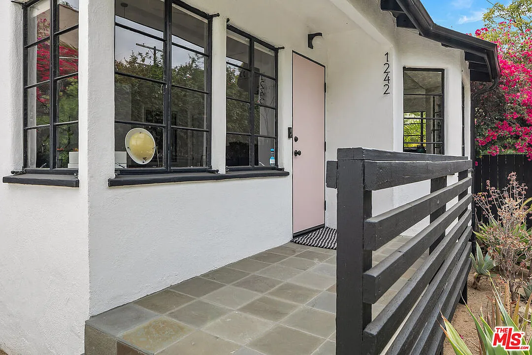 1 bed, 2.0 bath, $6,500 — Photo 4