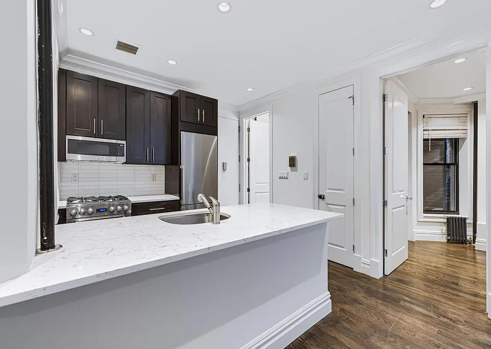 552 Broome St #1C