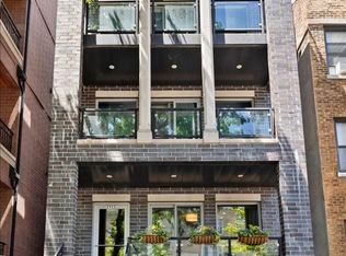 2922 N Sheffield Ave #1, Chicago, IL 60657