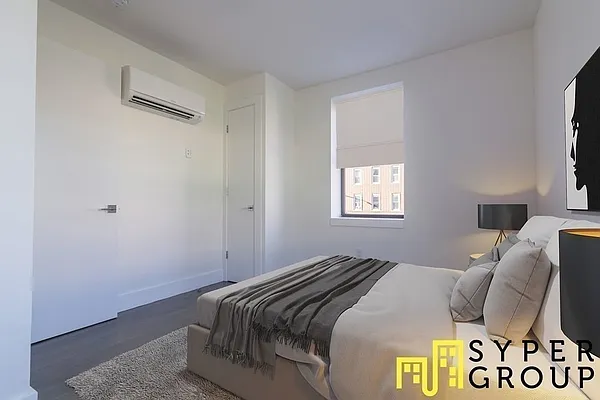 Rented by The Syper Group | media 9