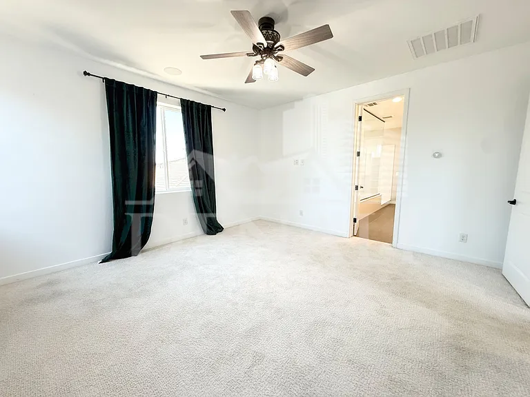 1729 W Myrna Ln — Photo 14
