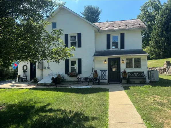 4985 Churchview Rd, Zionsville, PA 18092