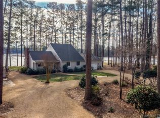 511 Skipjack Ln, Cobbs Creek, VA 23035