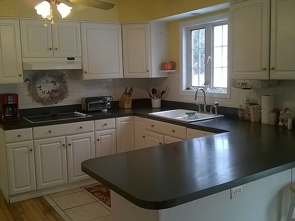 3rd image of 34400 Leesburg Pike
