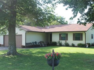 2210 Hamady Pl, Lowell, AR 72745