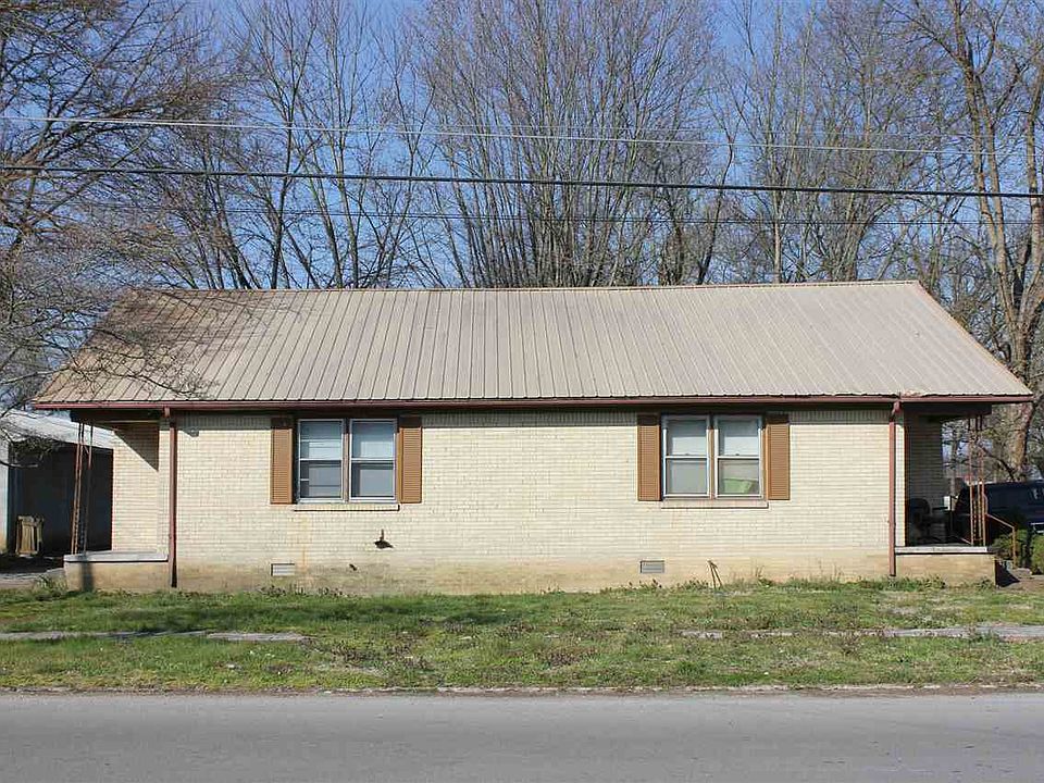 1st image of 207 N Breathitt St