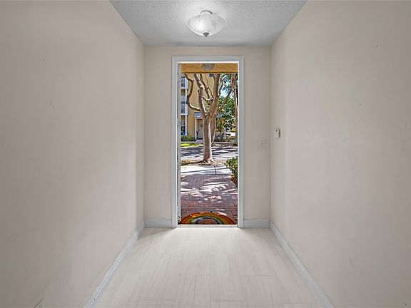 4th image of 1313 SW 4th Street #1313