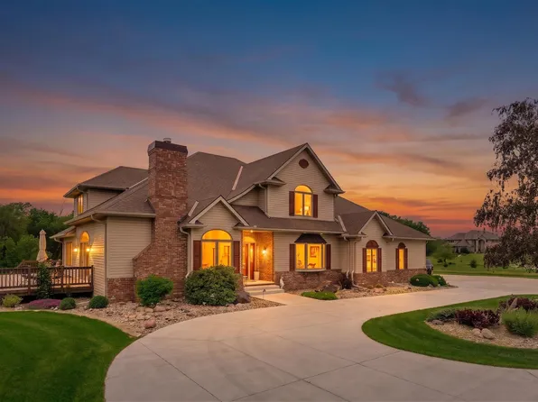 907 Kelland Dr, Norfolk, NE 68701
