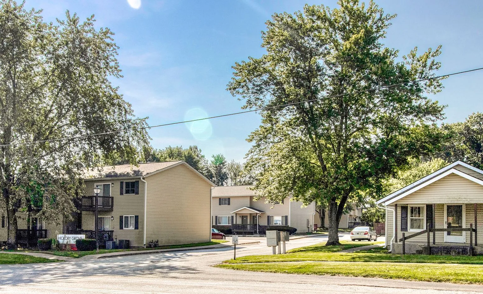 Hickory Grove — Photo 2
