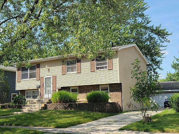 2nd image of 19824 Lakewood Ave