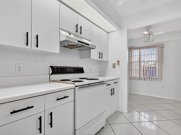 5th image of 13255 SW 16th Court #404k