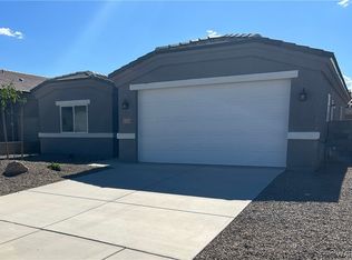 3335 Palmeras St, Kingman, AZ 86401