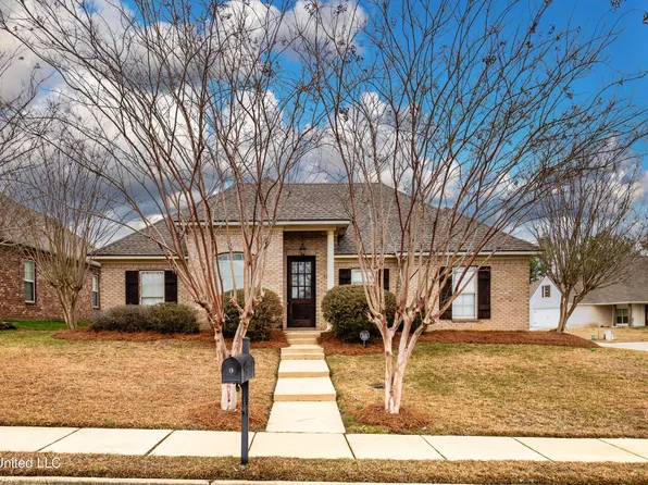 300 Silver Tree Ln, Pearl, MS 39208
