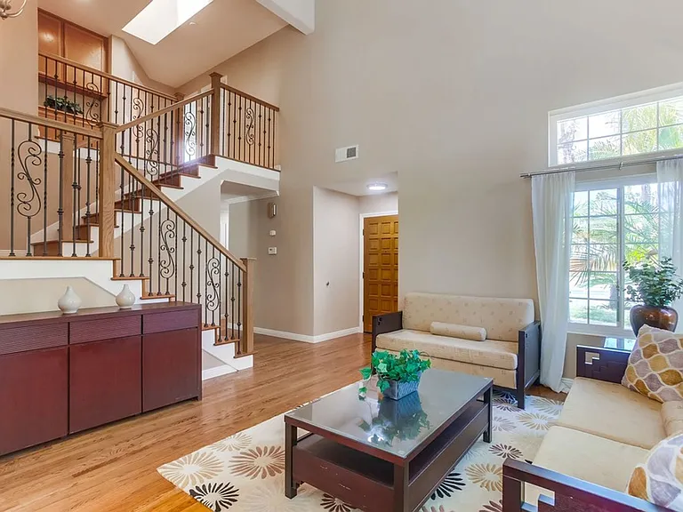10730 Carillon Ct — Photo 7