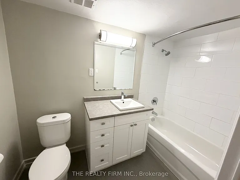 1209 Richmond St #903 — Photo 7