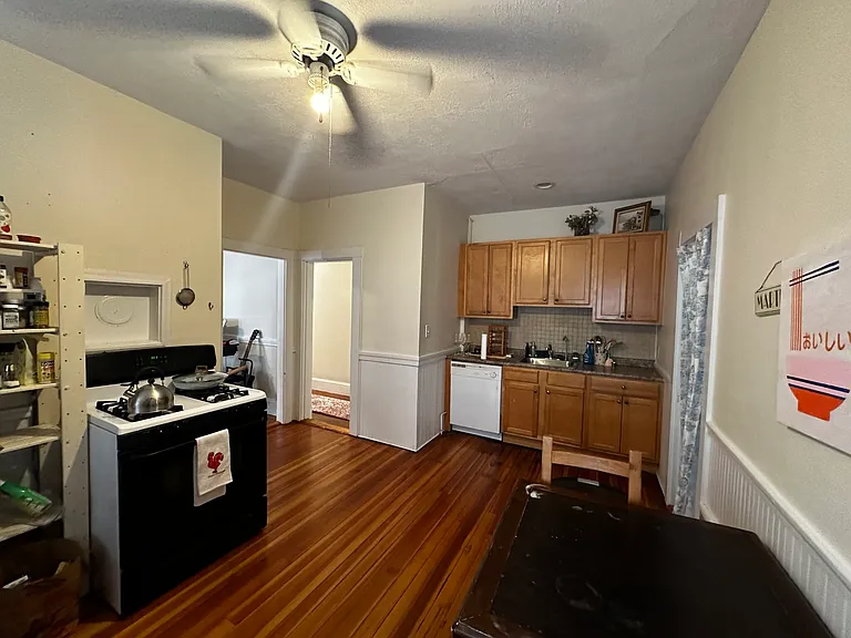 17 Hunnewell Ave #2 — Photo 7
