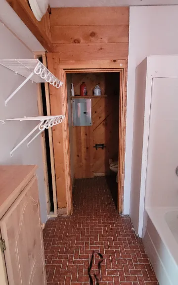1014 Greenville Hwy #C — Photo 3