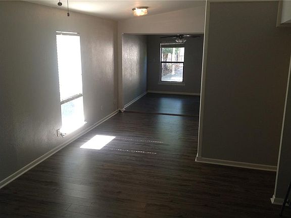 2nd image of 5536 Birchman Ave