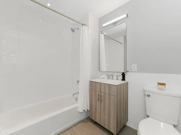 800 Flatbush Avenue image 8 of 20