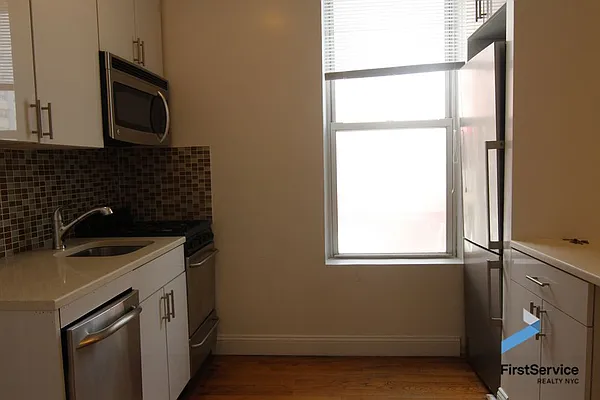 Rented by FirstService Realty (legacy) | media 20