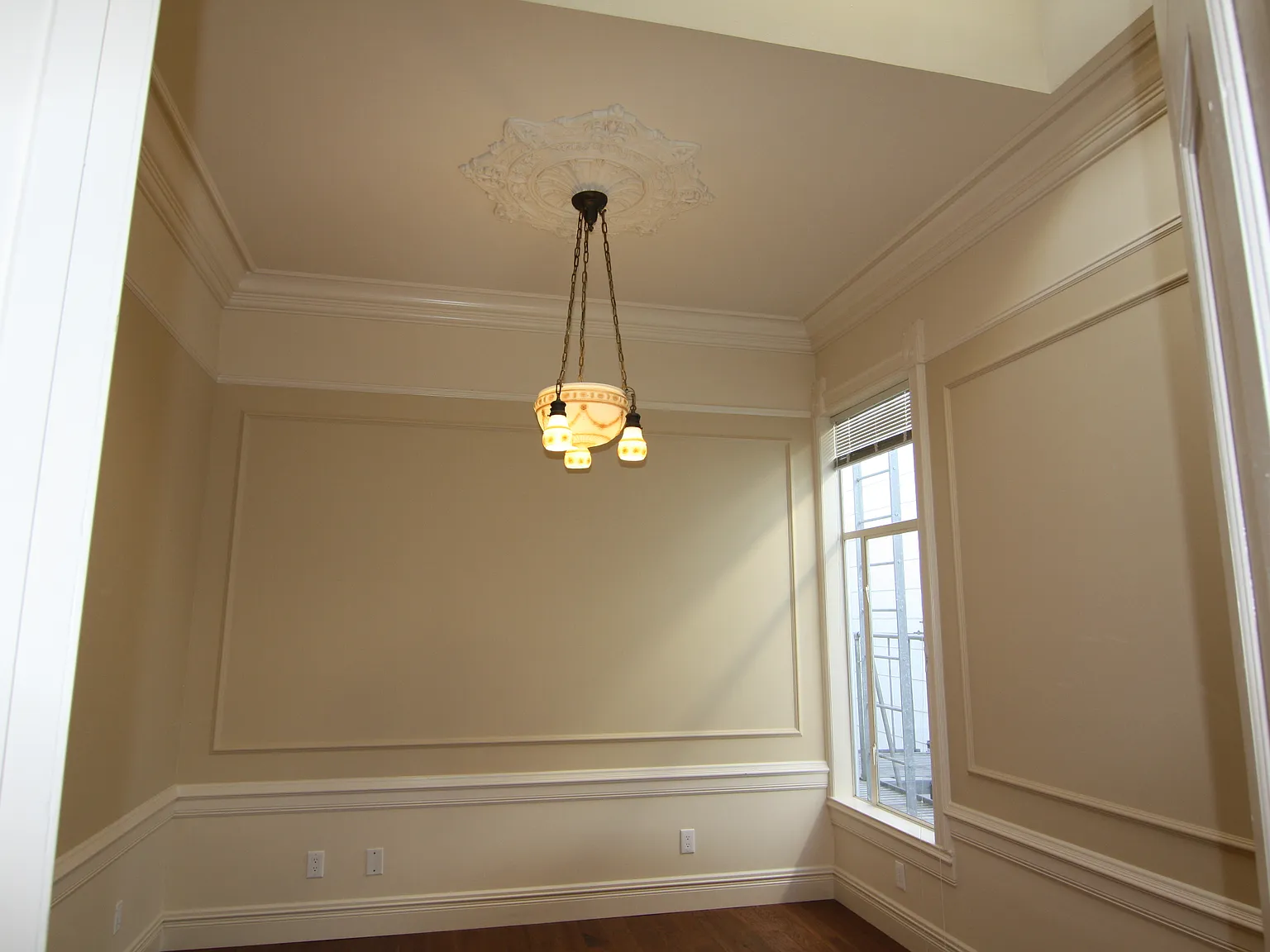 316 Valencia St — Photo 2