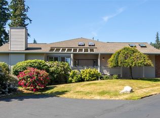 2415 Creekside Ln, Anacortes, WA
