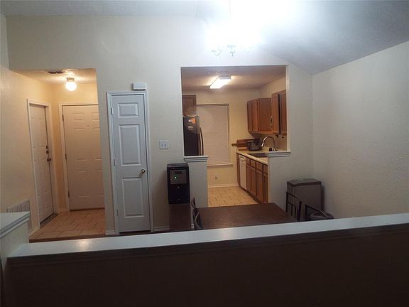 5th image of 4824 Abbott Ave
