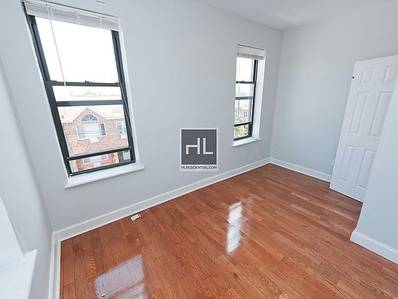 3rd image of 3106 42nd St APT 13