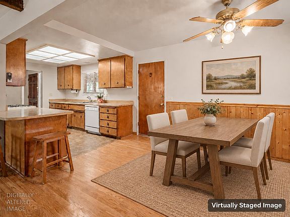4th image of 3591 Cambridge Rd