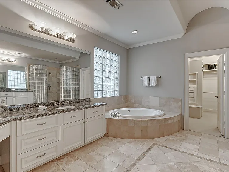 6315 Rodrigo St — Photo 14