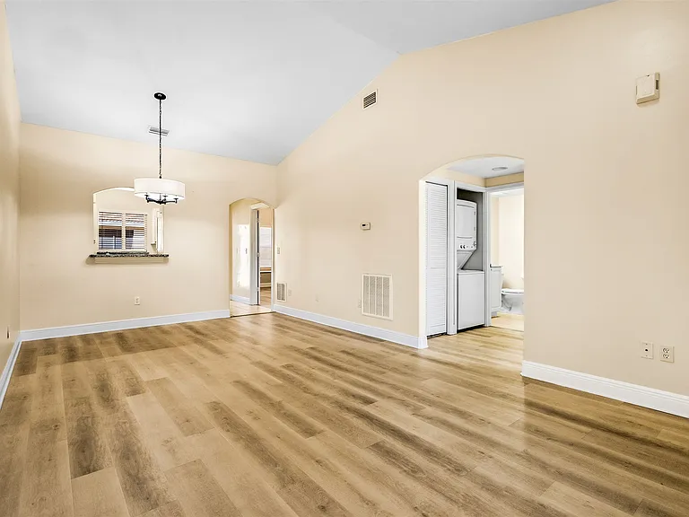 4167 Castilla Cir #202 — Photo 11