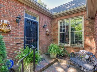 4657 Hemlock Ln, Memphis, TN 38117