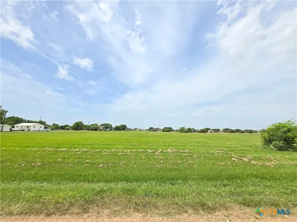 0 Tomahawk Dr, Palacios, TX 77465
