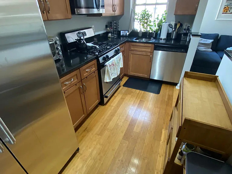 1417 Newton St NW #503 — Photo 9