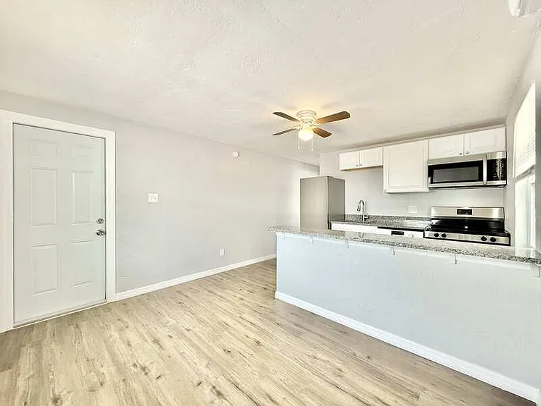 638 180th Ave E #3 — Photo 14