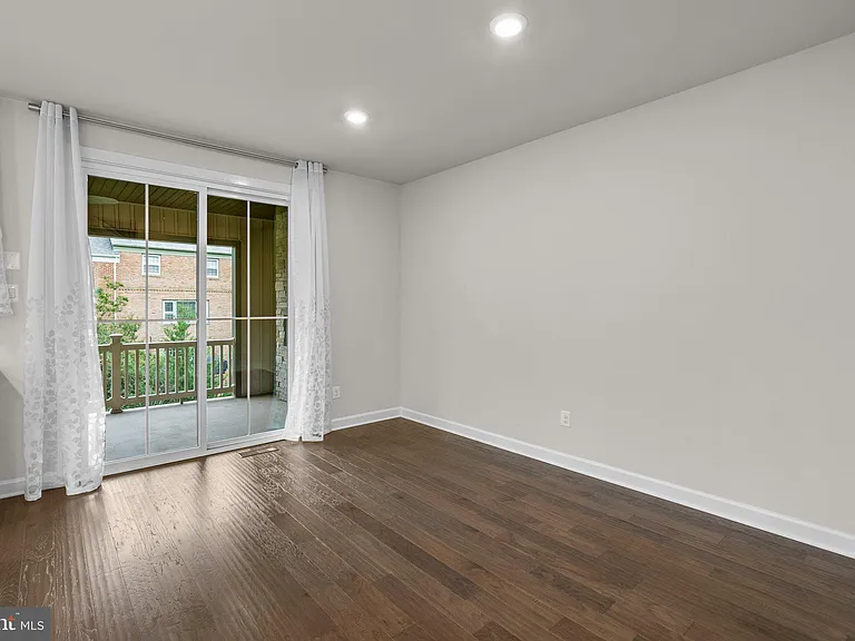 9271 Wood Violet Ct — Photo 13