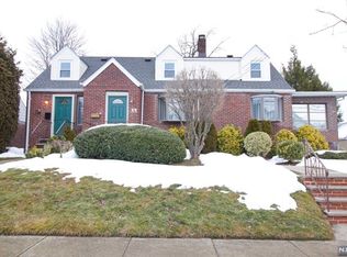55 McKinley Ave, Lodi, NJ 07644