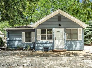 27 Shady Ln, Brick, NJ 08723