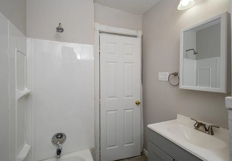 166 6th Ave #1 — Photo 7