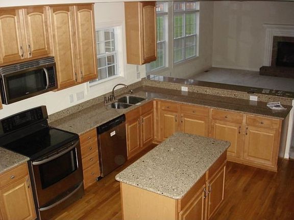 3rd image of 1000 Lauderdale Dr