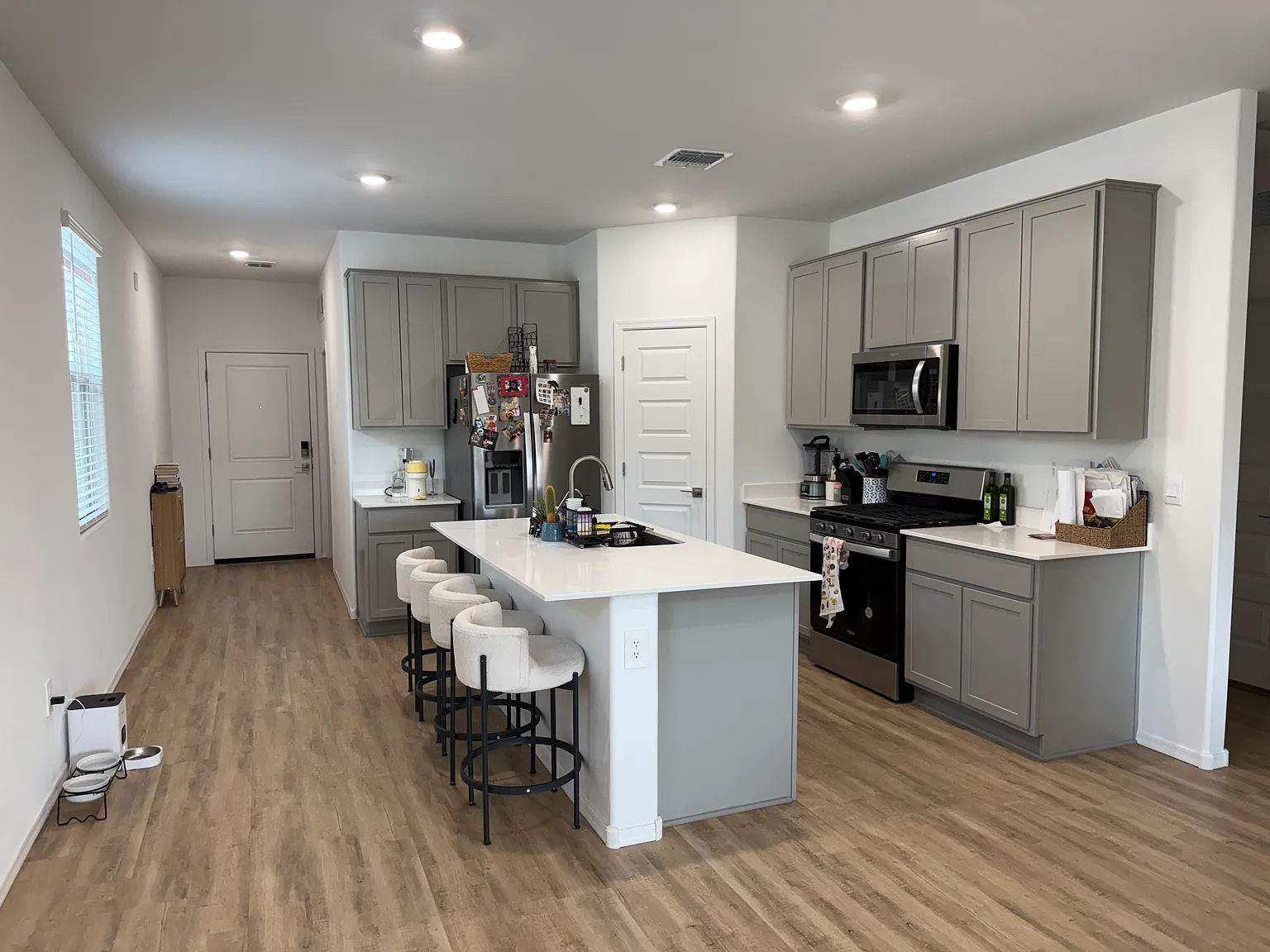 10496 W Thetford Ln — Photo 2