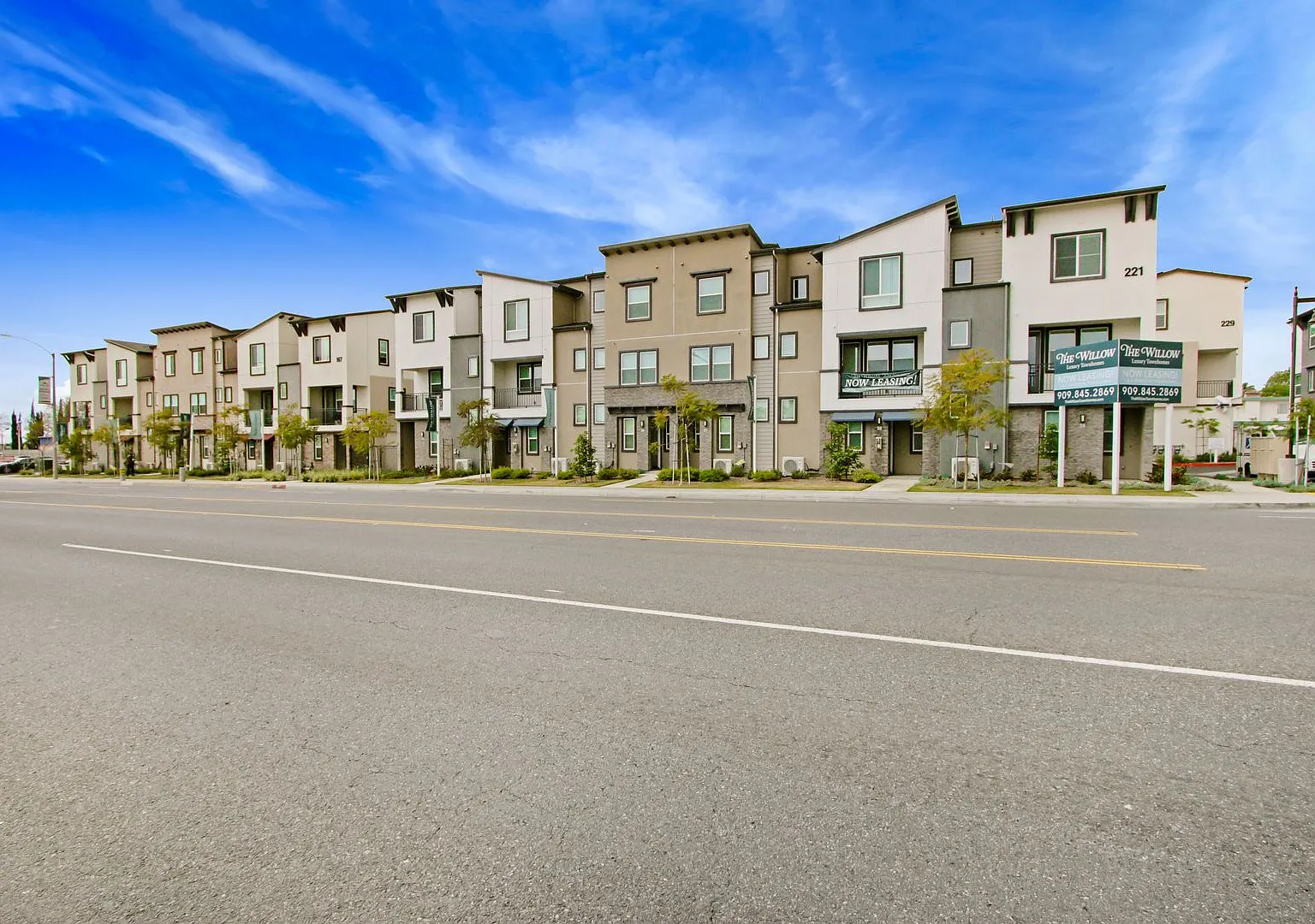 The Willow Townhomes — Photo 4