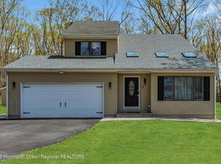 25 N Cooks Bridge Rd, Jackson, NJ 08527