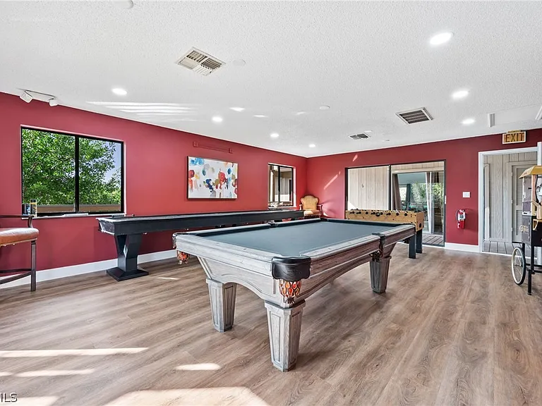 17611 Marco Island Ln — Photo 40