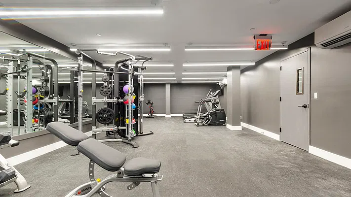 Rented by Nooklyn NYC LLC | media 53