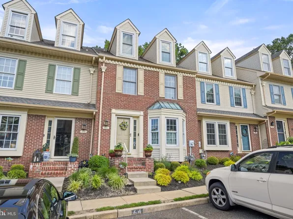 205 Berkshire Way, Marlton, NJ 08053