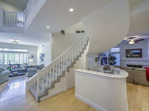 3rd image of 24529 Ebelden Ave