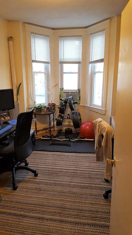 2 bed, 900 sqft, $2,750 — Photo 3