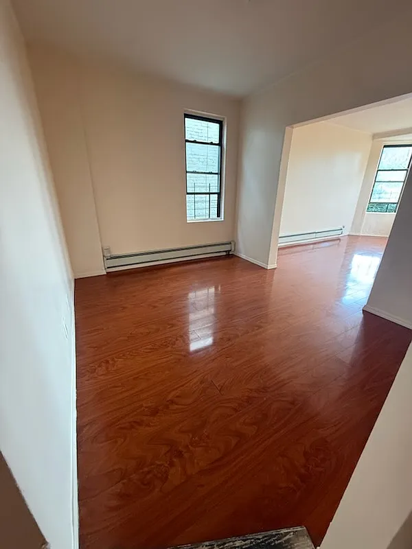 3 bed, $3,500 — Photo 4