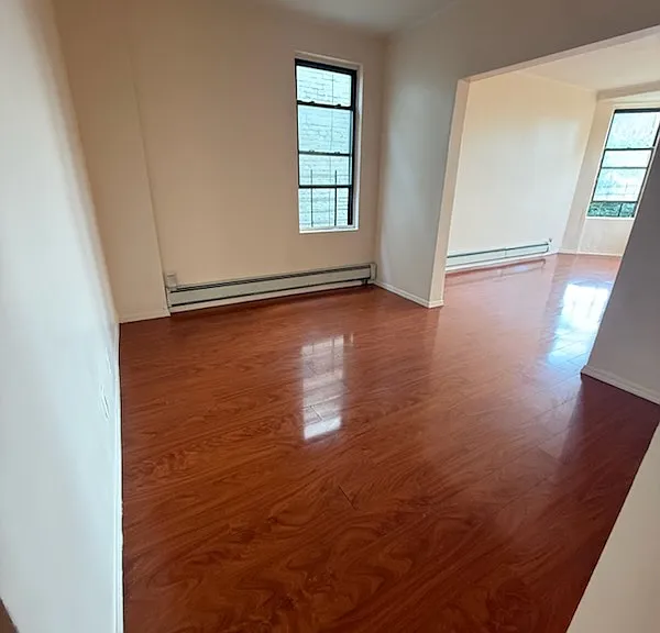 2318 Gleason Ave #2 — Photo 4